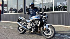 【足つきは悪くない。意外に軽く感じる】