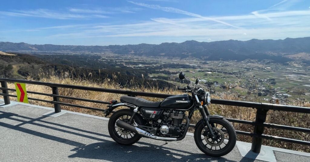 【道中、阿蘇の絶景を楽しめる！（南阿蘇パノラマライン展望所にて）】