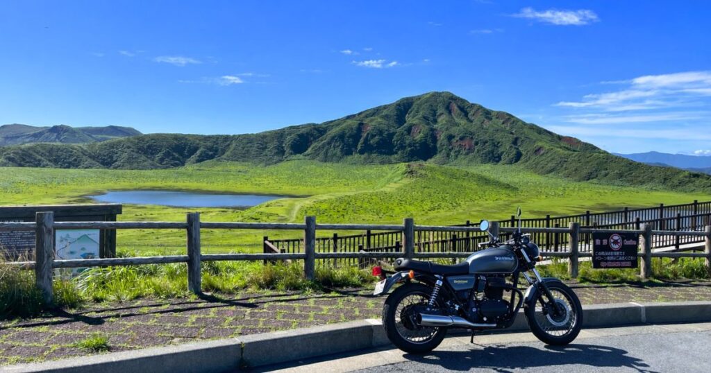 【ワンピース銅像巡りとツーリングの聖地「阿蘇」を 同時に楽しめる！】